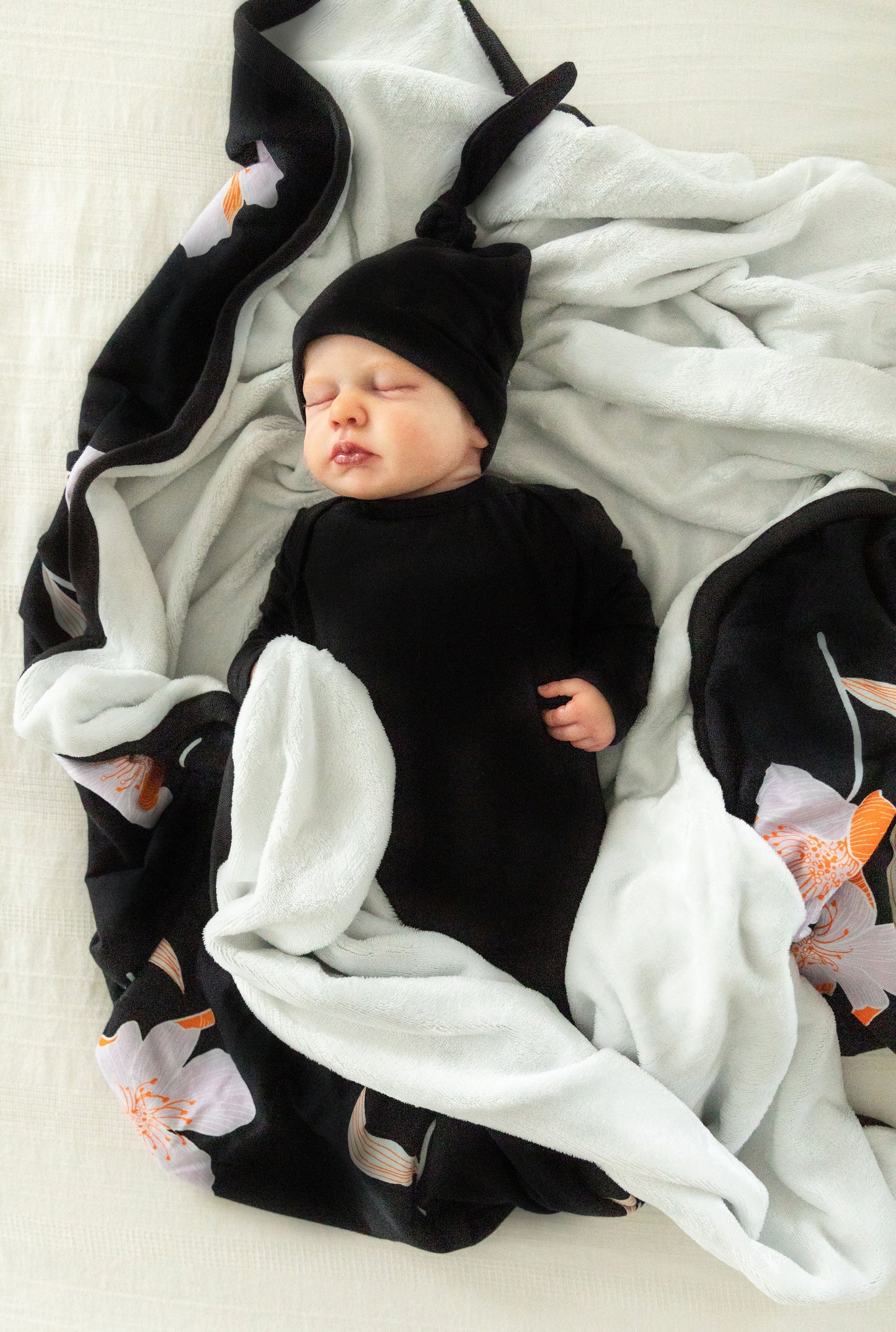 Solid Black Newborn Baby Knotted Gown & Knotted Hat Set
