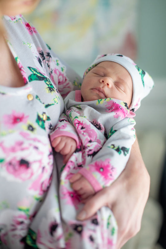 Olivia Newborn Receiving Gown & Hat Set