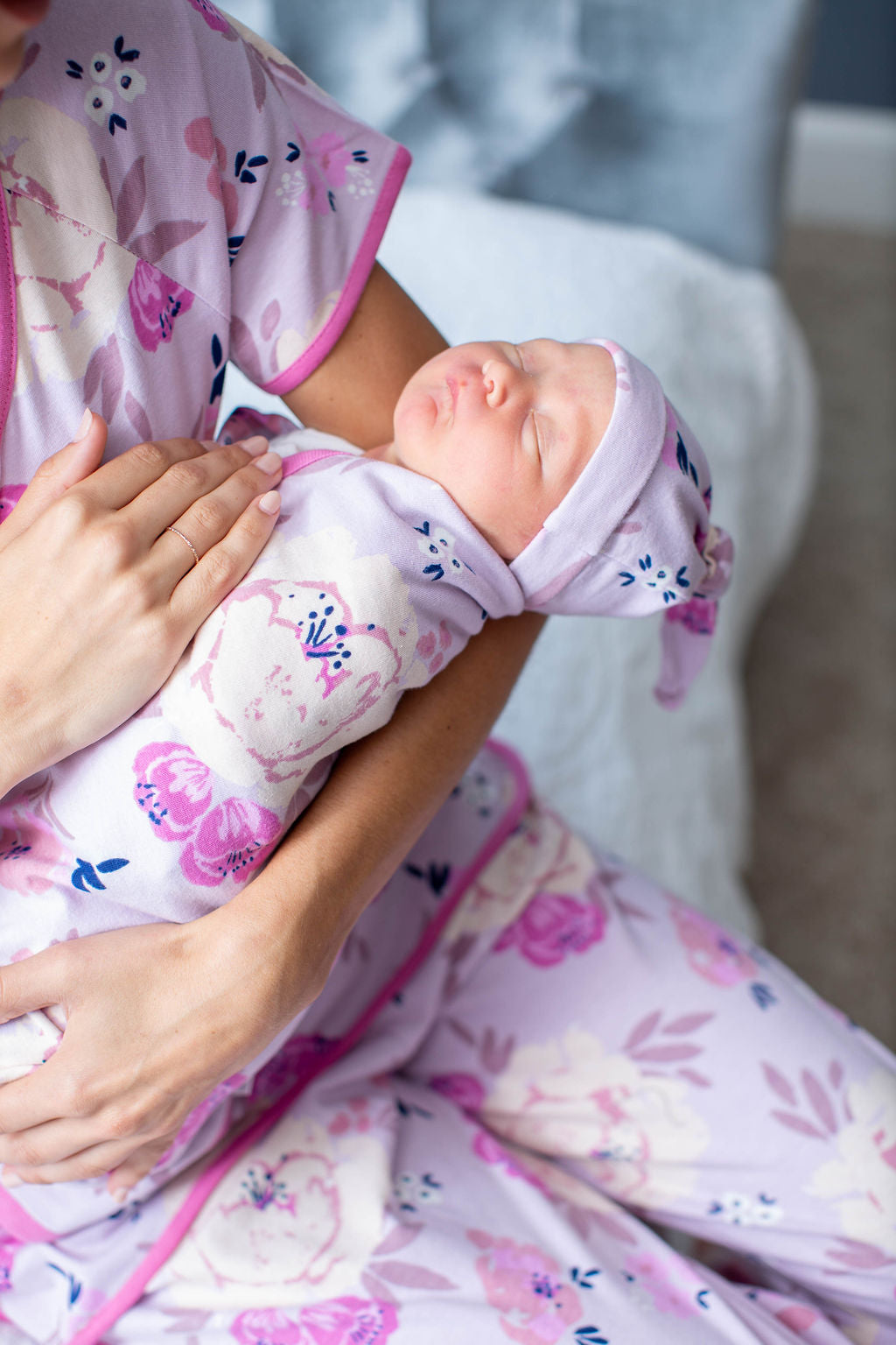 Anais Maternity Nursing Pajamas & Baby Swaddle Blanket Set