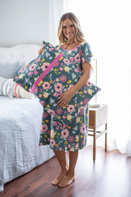 ultimate comfort and style, stylish pregnancy, relax and feel fashionable.
