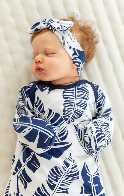 Serra Pregnancy/Postpartum Robe & Baby Girl Receiving Gown Set