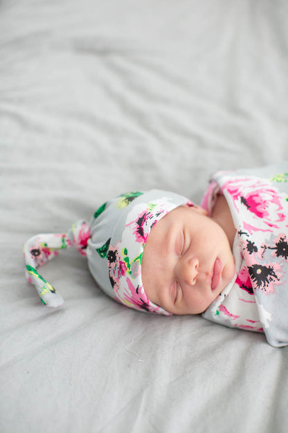 Olivia Swaddle Blanket & Newborn Hat Set
