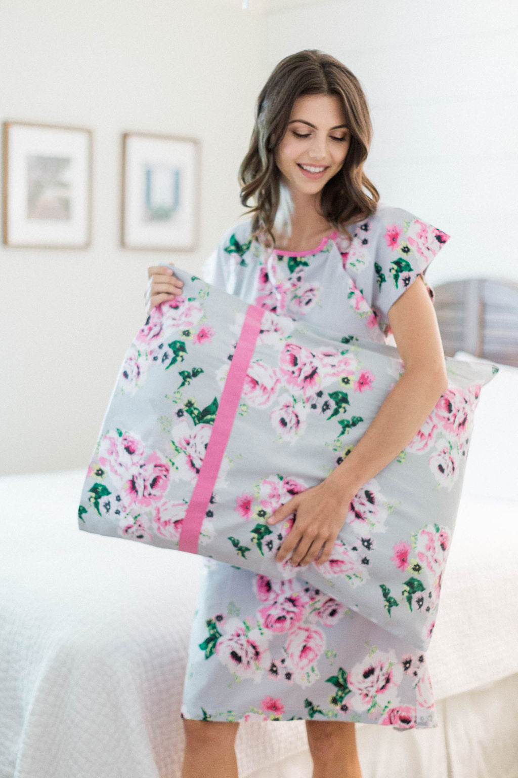 Olivia Gownie & Pillowcase Set