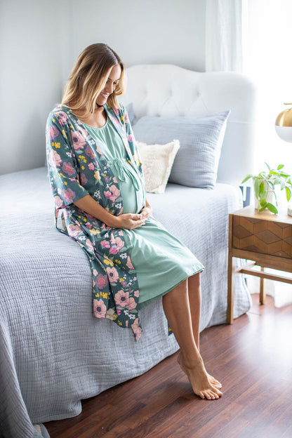 Look stylish for your newborn pictures with a robe and labor gown set. Made with mom in mind, these sets are ideal for privacy during exams and labor, ease with 3/4 length sleeves for IV access, breastfeeding snaps, and a comfortable elastic waist. Charlotte robe with Sage labor gown.