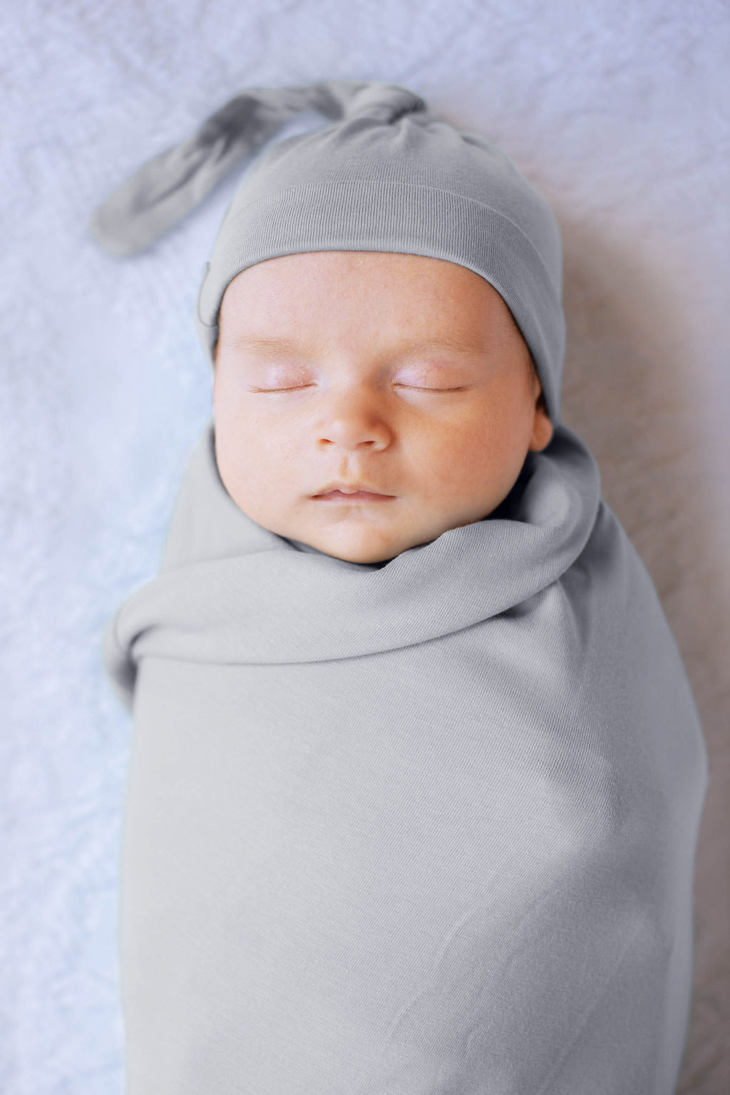 Grey Swaddle Blanket & Newborn Hat Set