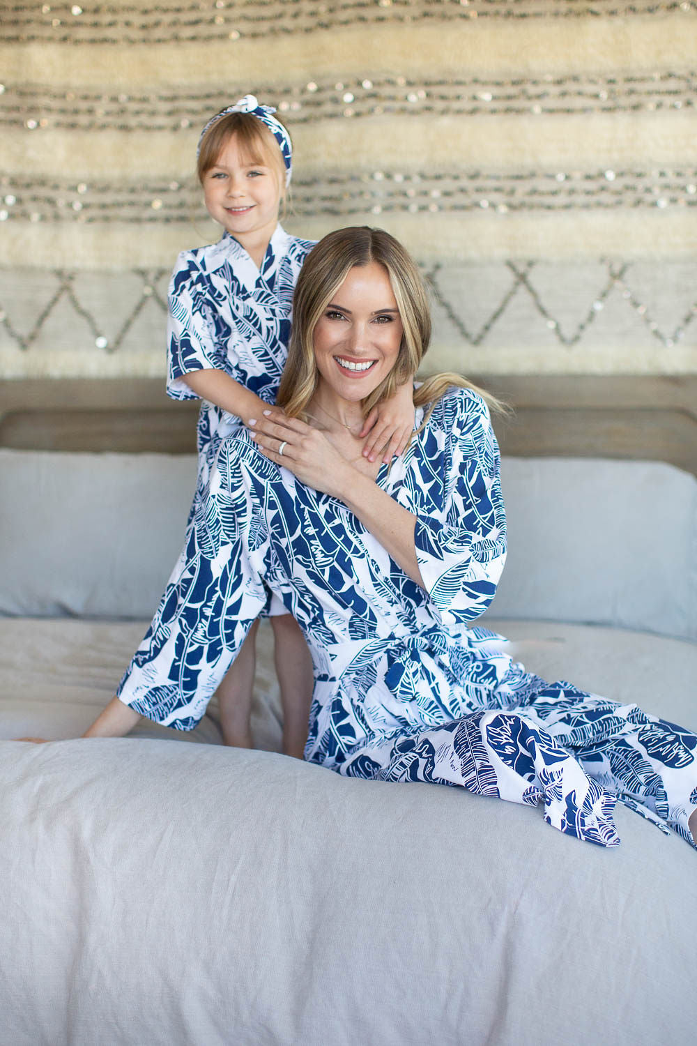 Serra Mommy & Daughter Robe Set