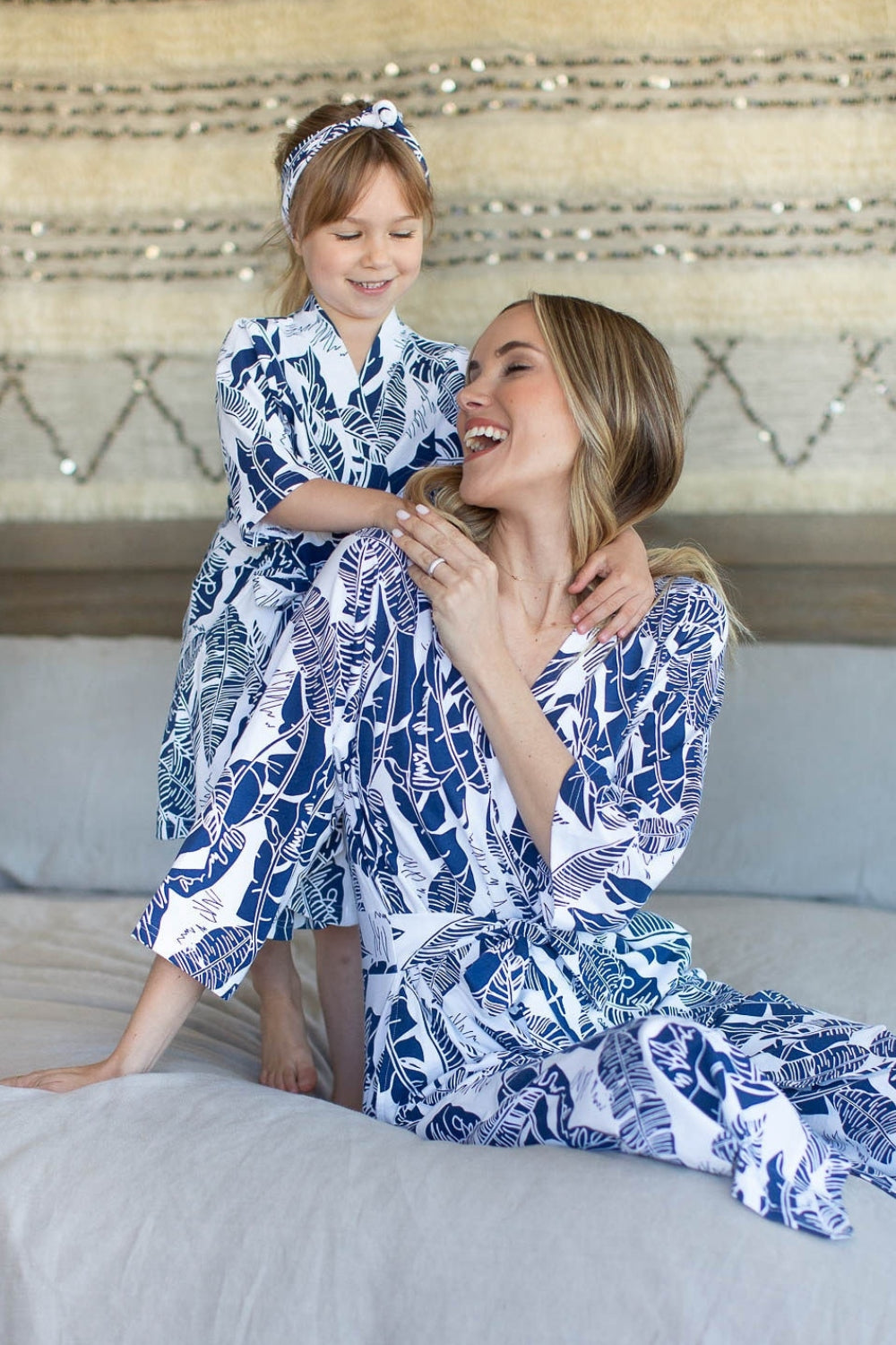 Serra Mommy & Daughter Robe Set