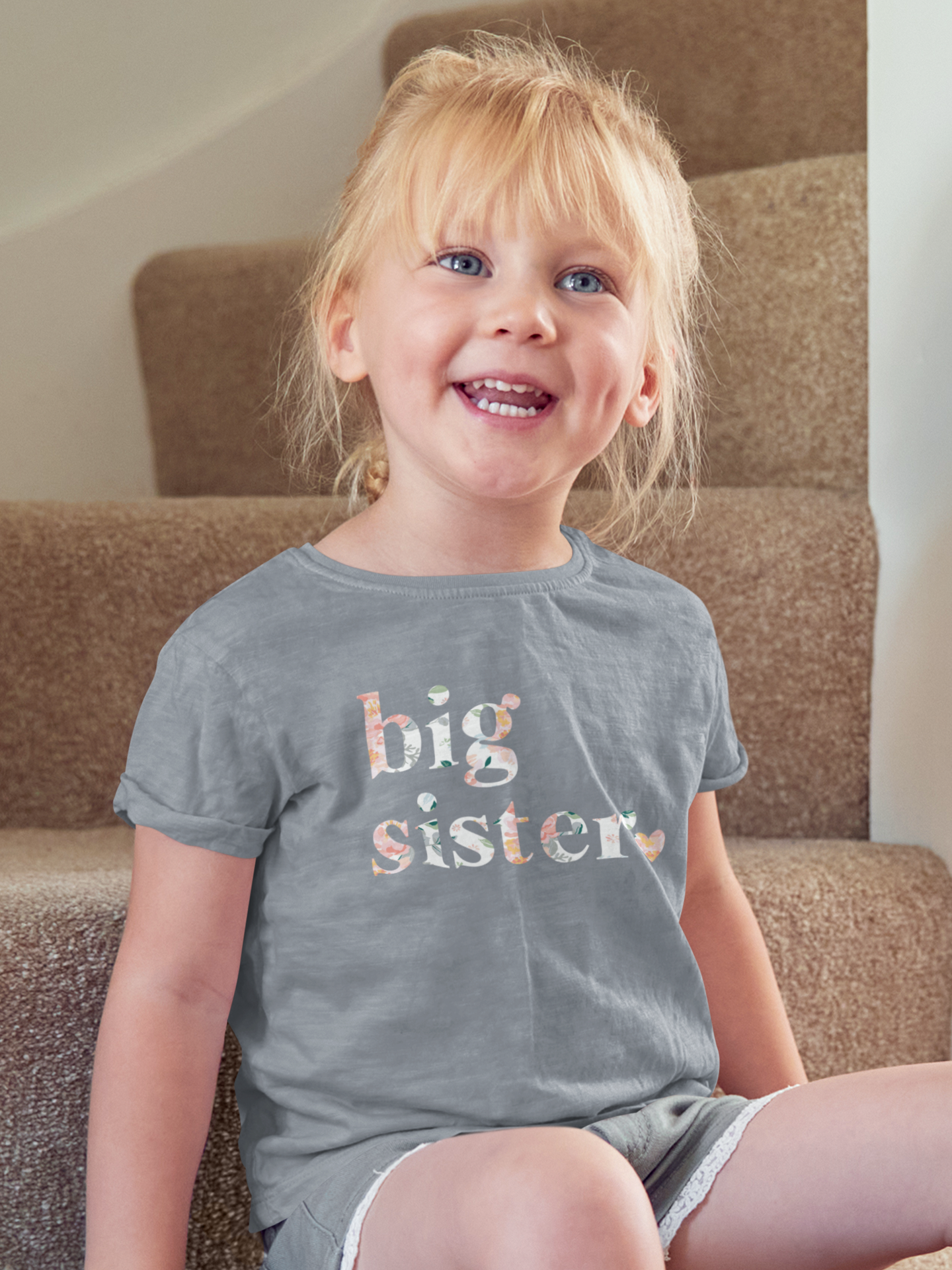 Big Sister T-Shirt Mila